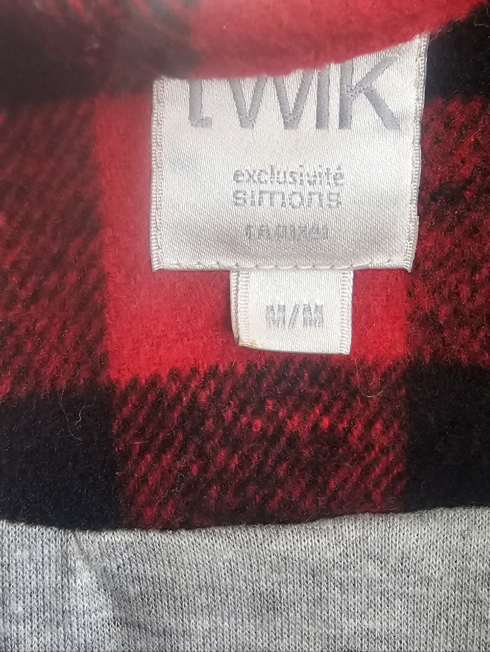 Coat - Picture 2 of 4